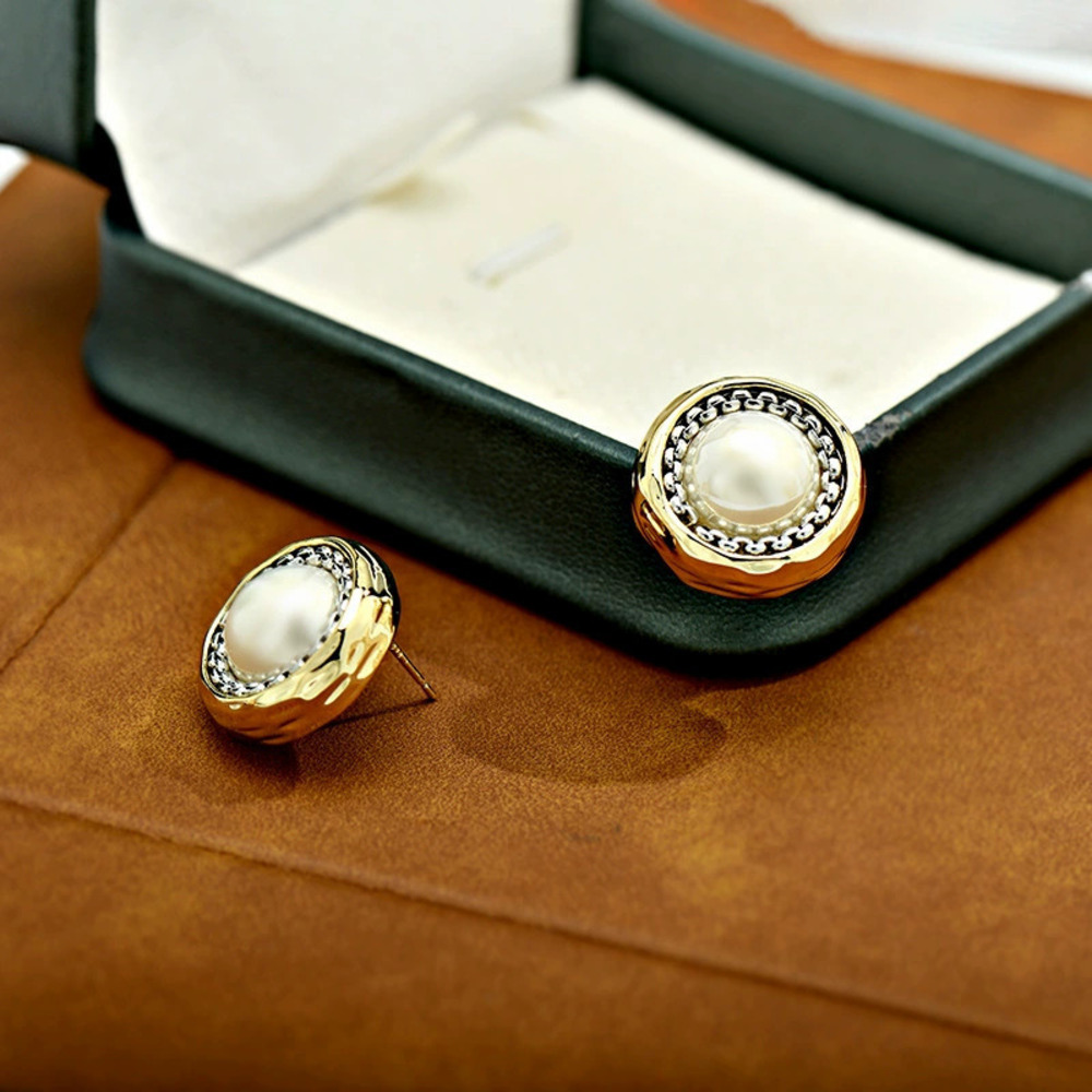 Vintage Pearl Round Chain Stud Earrings Silver Post Royal
